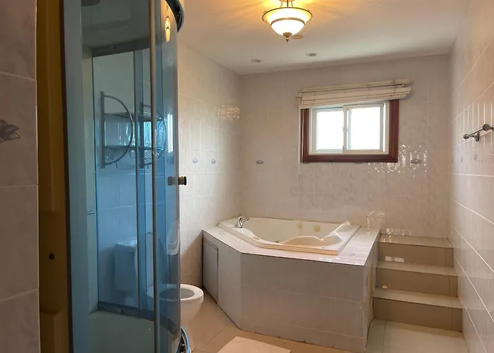 Skyline Penthouse Golden View Guest house Montego Bay